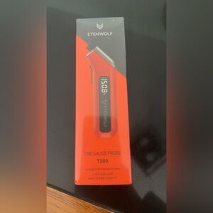 Etenwolf Tire Gauge Probe T300 - Red and Gray